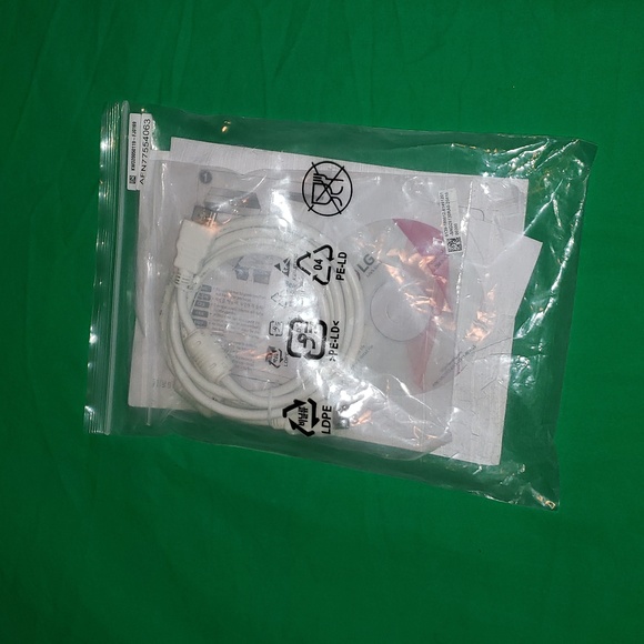 LG Monitor Manuals Software CD and Pro HDMI Cable New - Picture 1 of 5